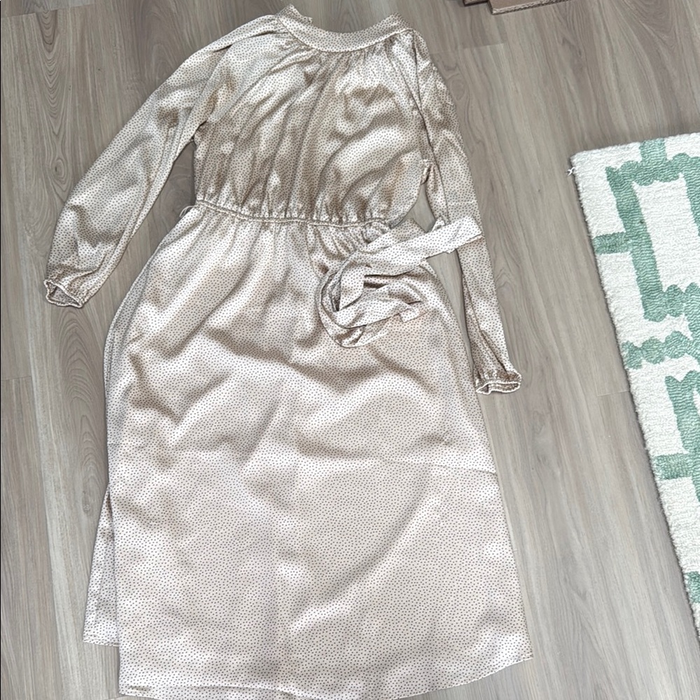 LOFT Cream Long Sleeve Dress